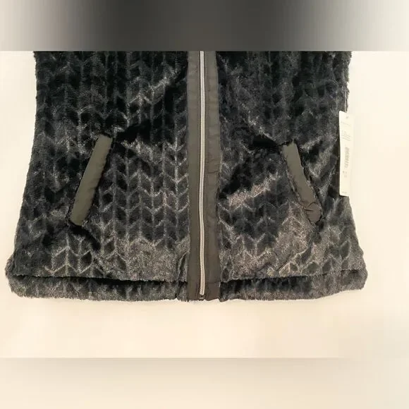 NWT Casual Identity Reversible Faux Fur Vest size SP - Picture 5 of 10